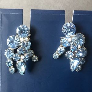Vintage ice blue rhinestone earrings clip on